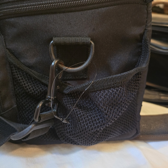 Lowepro Camera Bag - Picture 9 of 12